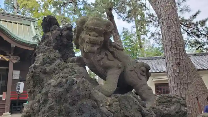 諏訪神社の狛犬