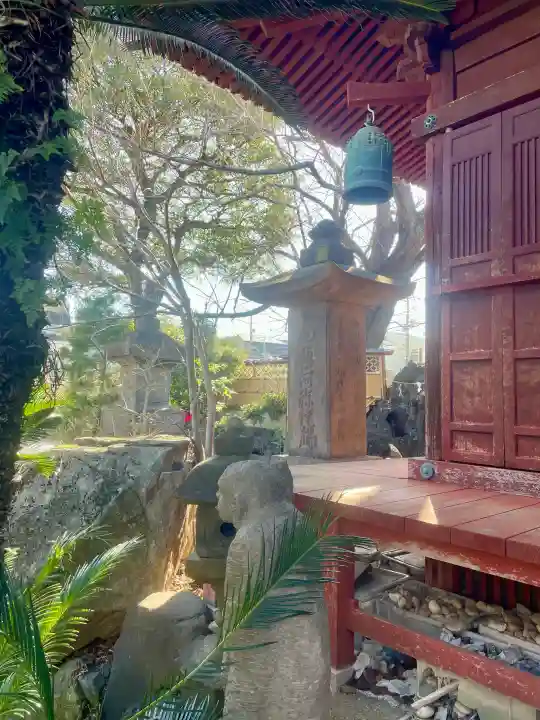 安養院の{uncategorized: "未分類", other: "その他", undefined: "問題あり", building: "その他建物", grave: "お墓", sacred_gate: "鳥居", guardian: "狛犬", statue: "像", buddha: "仏像", history: "歴史", nature: "自然", garden: "庭園", animal: "動物", pagoda: "塔", temizu: "手水舎", mountain_gate: "山門・神門", sanctuary: "本殿・本堂", subordinate: "末社・摂社", art: "芸術", scenery: "景色", jizo: "地蔵", ema: "絵馬", goshuin: "御朱印", omikuji: "おみくじ", items: "授与品その他", amulet: "お守り", goshuincho: "御朱印帳", eats: "食事", festival: "お祭り", votive_dance: "神楽", shichigosan: "七五三参", wedding: "結婚式", experience: "体験その他", initially: "初詣", around: "周辺", anti_infection: "感染症対策"}