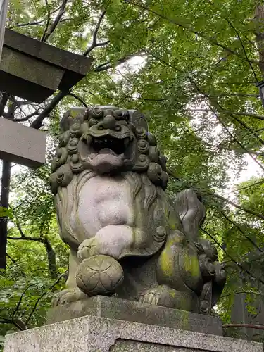 諏訪神社の狛犬