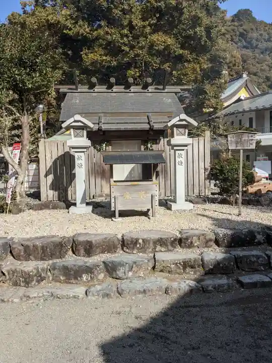 多度大社の末社・摂社