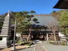 嶽林寺の本殿