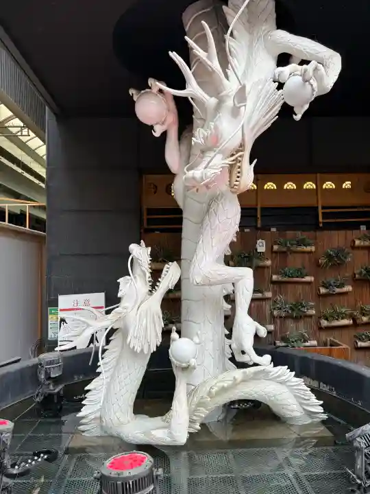 万松寺の{uncategorized: "未分類", other: "その他", undefined: "問題あり", building: "その他建物", grave: "お墓", sacred_gate: "鳥居", guardian: "狛犬", statue: "像", buddha: "仏像", history: "歴史", nature: "自然", garden: "庭園", animal: "動物", pagoda: "塔", temizu: "手水舎", mountain_gate: "山門・神門", sanctuary: "本殿・本堂", subordinate: "末社・摂社", art: "芸術", scenery: "景色", jizo: "地蔵", ema: "絵馬", goshuin: "御朱印", omikuji: "おみくじ", items: "授与品その他", amulet: "お守り", goshuincho: "御朱印帳", eats: "食事", festival: "お祭り", votive_dance: "神楽", shichigosan: "七五三参", wedding: "結婚式", experience: "体験その他", initially: "初詣", around: "周辺", anti_infection: "感染症対策"}