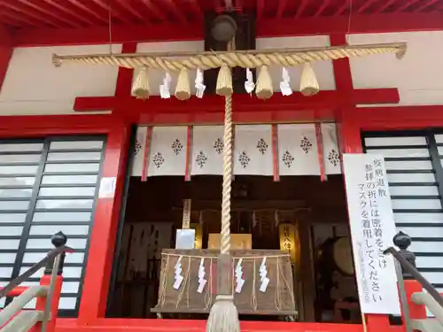 諏訪八幡神社の本殿・本堂