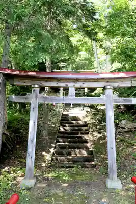湯岱稲荷神社(北海道)