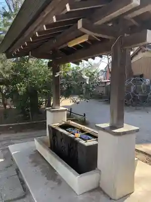 越谷香取神社の手水舎