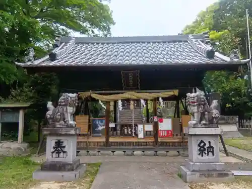 宇夫須奈神社（木曽川町）の{uncategorized: "未分類", other: "その他", undefined: "問題あり", building: "その他建物", grave: "お墓", sacred_gate: "鳥居", guardian: "狛犬", statue: "像", buddha: "仏像", history: "歴史", nature: "自然", garden: "庭園", animal: "動物", pagoda: "塔", temizu: "手水舎", mountain_gate: "山門・神門", sanctuary: "本殿・本堂", subordinate: "末社・摂社", art: "芸術", scenery: "景色", jizo: "地蔵", ema: "絵馬", goshuin: "御朱印", omikuji: "おみくじ", items: "授与品その他", amulet: "お守り", goshuincho: "御朱印帳", eats: "食事", festival: "お祭り", votive_dance: "神楽", shichigosan: "七五三参", wedding: "結婚式", experience: "体験その他", initially: "初詣", around: "周辺", anti_infection: "感染症対策"}