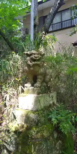 早尾神社の狛犬