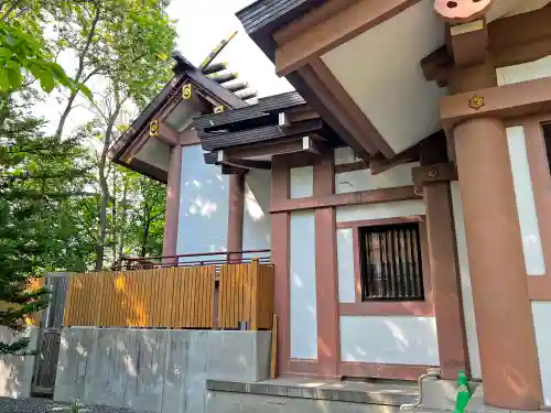 鷹栖神社の本殿