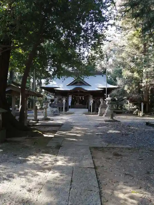 鴨鳥五所神社の本殿・本堂