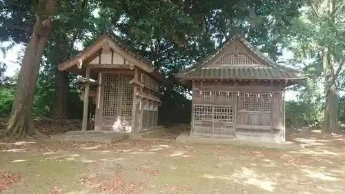 雀神社の末社