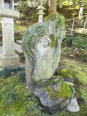 大伴神社の塔