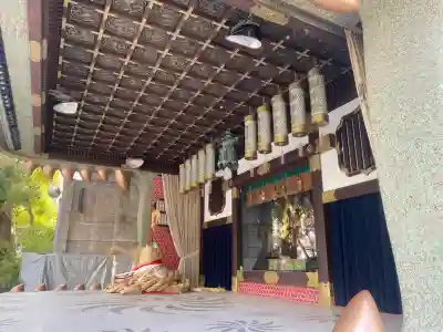 難波八阪神社の{uncategorized: "未分類", other: "その他", undefined: "問題あり", building: "その他建物", grave: "お墓", sacred_gate: "鳥居", guardian: "狛犬", statue: "像", buddha: "仏像", history: "歴史", nature: "自然", garden: "庭園", animal: "動物", pagoda: "塔", temizu: "手水舎", mountain_gate: "山門・神門", sanctuary: "本殿・本堂", subordinate: "末社・摂社", art: "芸術", scenery: "景色", jizo: "地蔵", ema: "絵馬", goshuin: "御朱印", omikuji: "おみくじ", items: "授与品その他", amulet: "お守り", goshuincho: "御朱印帳", eats: "食事", festival: "お祭り", votive_dance: "神楽", shichigosan: "七五三参", wedding: "結婚式", experience: "体験その他", initially: "初詣", around: "周辺", anti_infection: "感染症対策"}