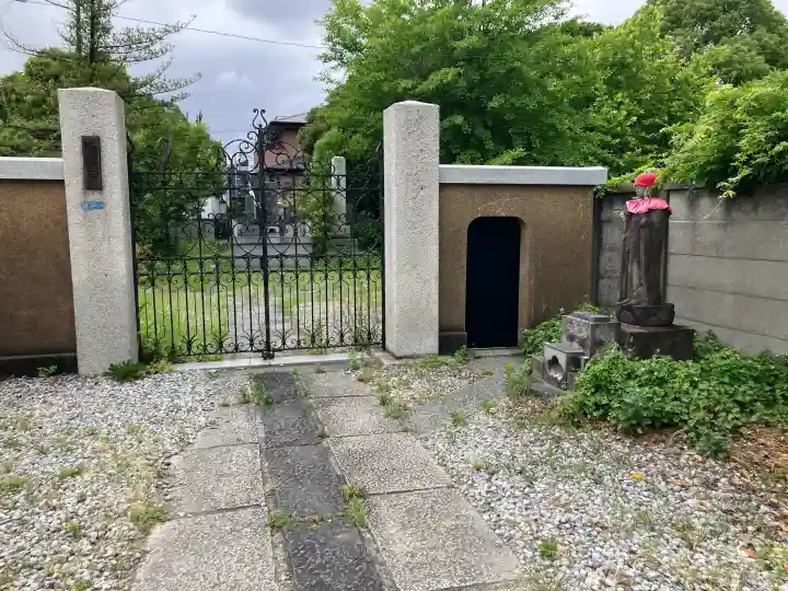 極楽寺の{uncategorized: "未分類", other: "その他", undefined: "問題あり", building: "その他建物", grave: "お墓", sacred_gate: "鳥居", guardian: "狛犬", statue: "像", buddha: "仏像", history: "歴史", nature: "自然", garden: "庭園", animal: "動物", pagoda: "塔", temizu: "手水舎", mountain_gate: "山門・神門", sanctuary: "本殿・本堂", subordinate: "末社・摂社", art: "芸術", scenery: "景色", jizo: "地蔵", ema: "絵馬", goshuin: "御朱印", omikuji: "おみくじ", items: "授与品その他", amulet: "お守り", goshuincho: "御朱印帳", eats: "食事", festival: "お祭り", votive_dance: "神楽", shichigosan: "七五三参", wedding: "結婚式", experience: "体験その他", initially: "初詣", around: "周辺", anti_infection: "感染症対策"}