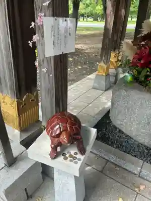 彌彦神社　(伊夜日子神社)の像