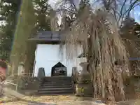 幸徳院笹野寺の山門・神門