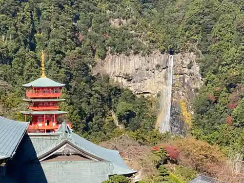 熊野那智大社(和歌山県)