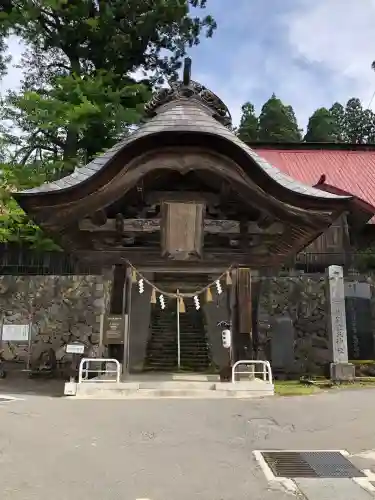 出羽月山湯殿山摂社岩根沢三神社（三山神社）(山形県)