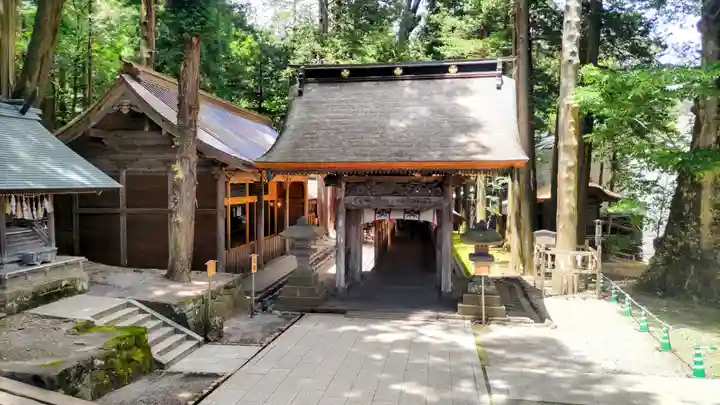 諏訪大社(長野県)