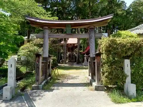 八幡神社の鳥居