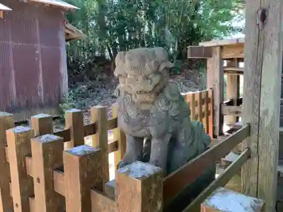 中谷神社の狛犬