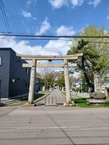 亀田八幡宮の{uncategorized: "未分類", other: "その他", undefined: "問題あり", building: "その他建物", grave: "お墓", sacred_gate: "鳥居", guardian: "狛犬", statue: "像", buddha: "仏像", history: "歴史", nature: "自然", garden: "庭園", animal: "動物", pagoda: "塔", temizu: "手水舎", mountain_gate: "山門・神門", sanctuary: "本殿・本堂", subordinate: "末社・摂社", art: "芸術", scenery: "景色", jizo: "地蔵", ema: "絵馬", goshuin: "御朱印", omikuji: "おみくじ", items: "授与品その他", amulet: "お守り", goshuincho: "御朱印帳", eats: "食事", festival: "お祭り", votive_dance: "神楽", shichigosan: "七五三参", wedding: "結婚式", experience: "体験その他", initially: "初詣", around: "周辺", anti_infection: "感染症対策"}