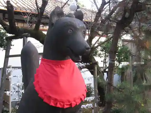 三囲神社の狛犬