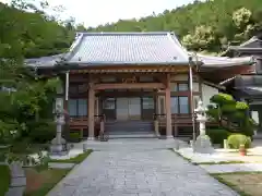 東正寺の本殿