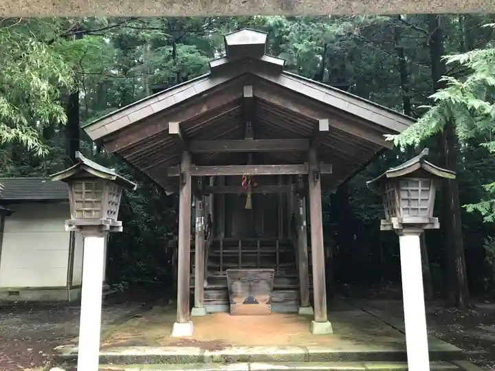 盛岡八幡宮の末社・摂社