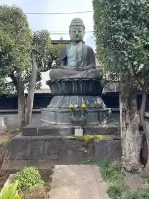 西迎寺の{uncategorized: "未分類", other: "その他", undefined: "問題あり", building: "その他建物", grave: "お墓", sacred_gate: "鳥居", guardian: "狛犬", statue: "像", buddha: "仏像", history: "歴史", nature: "自然", garden: "庭園", animal: "動物", pagoda: "塔", temizu: "手水舎", mountain_gate: "山門・神門", sanctuary: "本殿・本堂", subordinate: "末社・摂社", art: "芸術", scenery: "景色", jizo: "地蔵", ema: "絵馬", goshuin: "御朱印", omikuji: "おみくじ", items: "授与品その他", amulet: "お守り", goshuincho: "御朱印帳", eats: "食事", festival: "お祭り", votive_dance: "神楽", shichigosan: "七五三参", wedding: "結婚式", experience: "体験その他", initially: "初詣", around: "周辺", anti_infection: "感染症対策"}