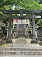 師岡熊野神社の{uncategorized: "未分類", other: "その他", undefined: "問題あり", building: "その他建物", grave: "お墓", sacred_gate: "鳥居", guardian: "狛犬", statue: "像", buddha: "仏像", history: "歴史", nature: "自然", garden: "庭園", animal: "動物", pagoda: "塔", temizu: "手水舎", mountain_gate: "山門・神門", sanctuary: "本殿・本堂", subordinate: "末社・摂社", art: "芸術", scenery: "景色", jizo: "地蔵", ema: "絵馬", goshuin: "御朱印", omikuji: "おみくじ", items: "授与品その他", amulet: "お守り", goshuincho: "御朱印帳", eats: "食事", festival: "お祭り", votive_dance: "神楽", shichigosan: "七五三参", wedding: "結婚式", experience: "体験その他", initially: "初詣", around: "周辺", anti_infection: "感染症対策"}