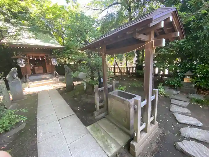 布多天神社の手水舎