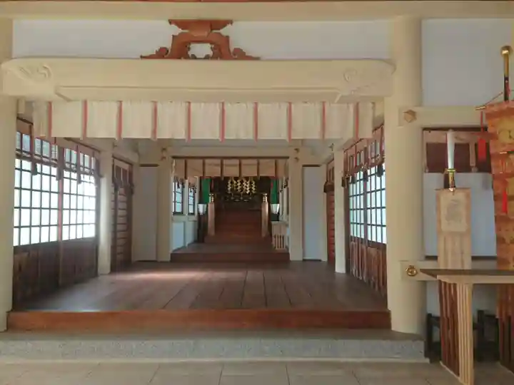 八王子神社の本殿・本堂
