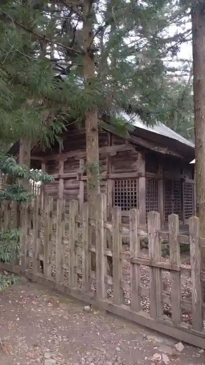 諏訪大社上社前宮(長野県)