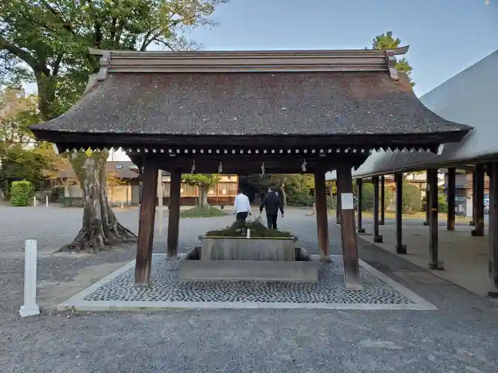 尾張大國霊神社(国府宮)の手水舎