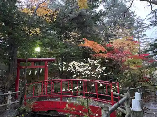 白石神社の庭園