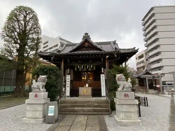 高田氷川神社の本殿