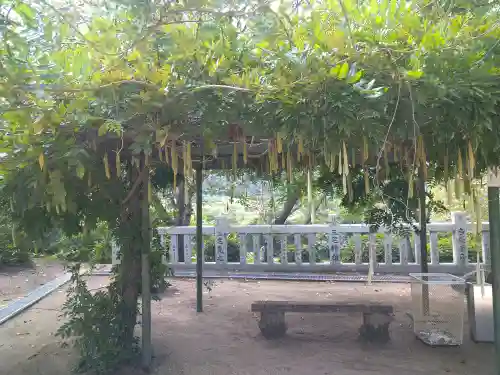 木華佐久耶比咩神社の庭園