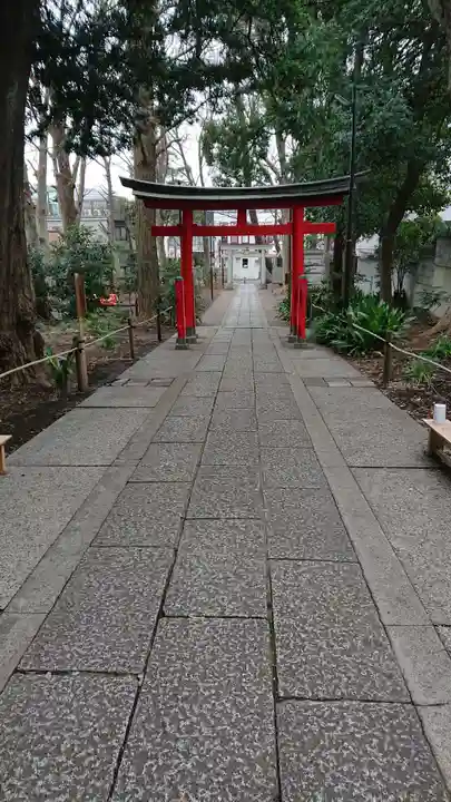 自由が丘熊野神社の鳥居
