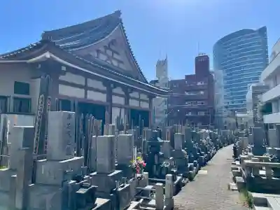 龍閑寺の{uncategorized: "未分類", other: "その他", undefined: "問題あり", building: "その他建物", grave: "お墓", sacred_gate: "鳥居", guardian: "狛犬", statue: "像", buddha: "仏像", history: "歴史", nature: "自然", garden: "庭園", animal: "動物", pagoda: "塔", temizu: "手水舎", mountain_gate: "山門・神門", sanctuary: "本殿・本堂", subordinate: "末社・摂社", art: "芸術", scenery: "景色", jizo: "地蔵", ema: "絵馬", goshuin: "御朱印", omikuji: "おみくじ", items: "授与品その他", amulet: "お守り", goshuincho: "御朱印帳", eats: "食事", festival: "お祭り", votive_dance: "神楽", shichigosan: "七五三参", wedding: "結婚式", experience: "体験その他", initially: "初詣", around: "周辺", anti_infection: "感染症対策"}