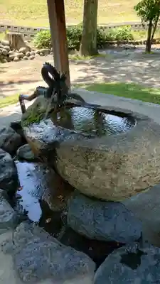 高牟神社(瀬古)の手水舎