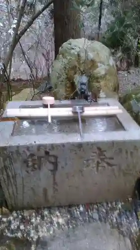 八雲神社の手水舎