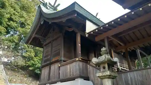 鶴崎神社の本殿