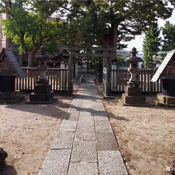 豊田神社の鳥居