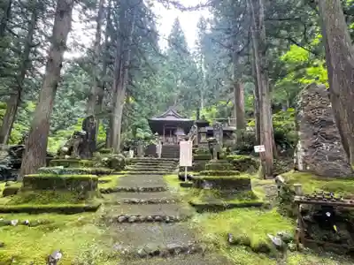 八海山尊神社のその他建物