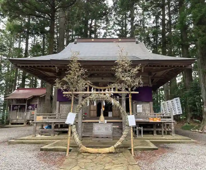 坪沼八幡神社の本殿・本堂