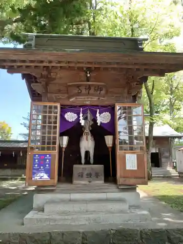 小室浅間神社の像