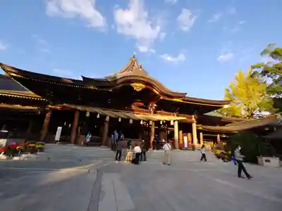 寒川神社の本殿・本堂