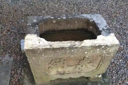 日出山神社の手水