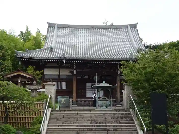 妙蓮寺の本殿・本堂