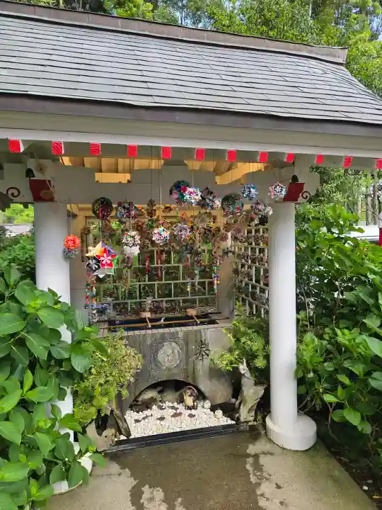 串間神社の{uncategorized: "未分類", other: "その他", undefined: "問題あり", building: "その他建物", grave: "お墓", sacred_gate: "鳥居", guardian: "狛犬", statue: "像", buddha: "仏像", history: "歴史", nature: "自然", garden: "庭園", animal: "動物", pagoda: "塔", temizu: "手水舎", mountain_gate: "山門・神門", sanctuary: "本殿・本堂", subordinate: "末社・摂社", art: "芸術", scenery: "景色", jizo: "地蔵", ema: "絵馬", goshuin: "御朱印", omikuji: "おみくじ", items: "授与品その他", amulet: "お守り", goshuincho: "御朱印帳", eats: "食事", festival: "お祭り", votive_dance: "神楽", shichigosan: "七五三参", wedding: "結婚式", experience: "体験その他", initially: "初詣", around: "周辺", anti_infection: "感染症対策"}